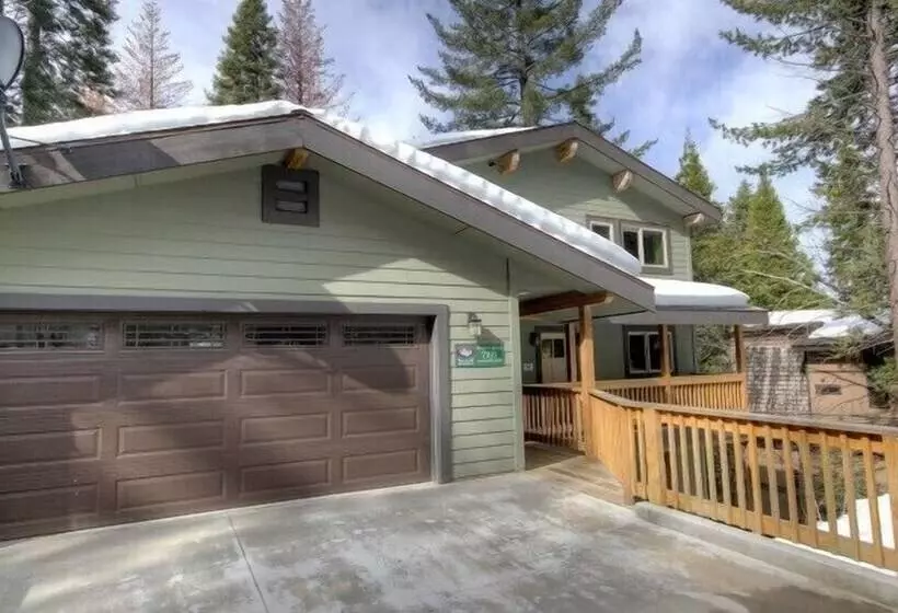 Scenic Wonders Dogwood Manor 3 Bedrooms