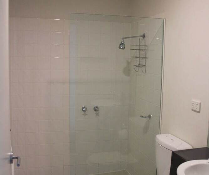 Australian Home Away At Market Square Melbourne