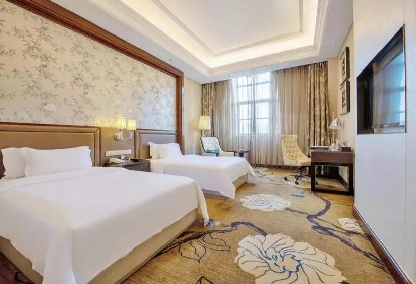 Days Hotel By Wyndham Logan City Huizhou