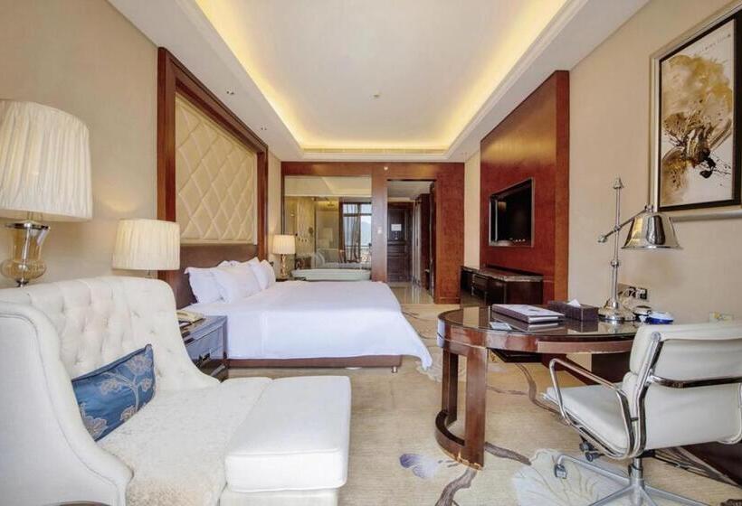 Days Hotel By Wyndham Logan City Huizhou