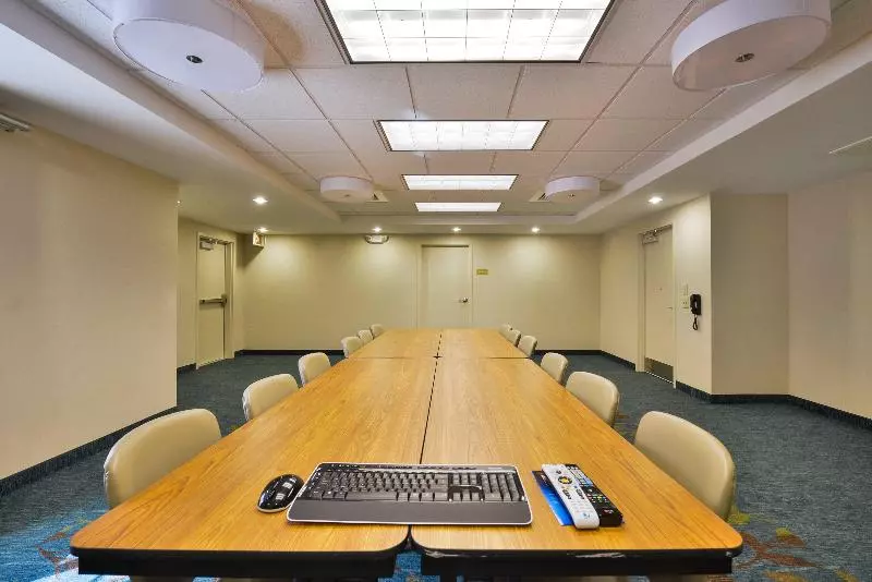 酒店 Candlewood Suites Harrisburg Hershey, An Ihg