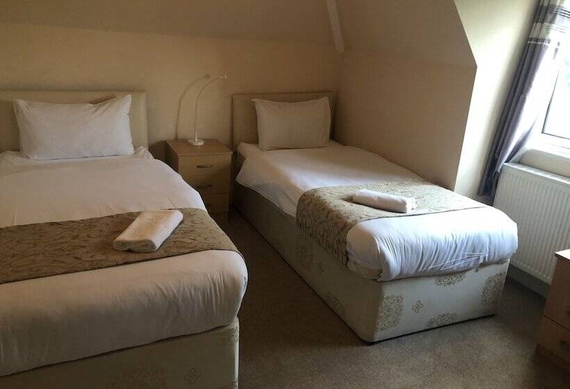 فندق Gatwick Inn