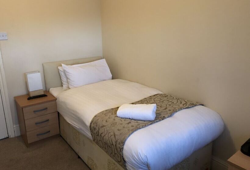 فندق Gatwick Inn