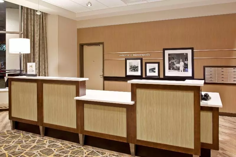 ホテル Hampton Inn & Suites Minneapolis/downtown