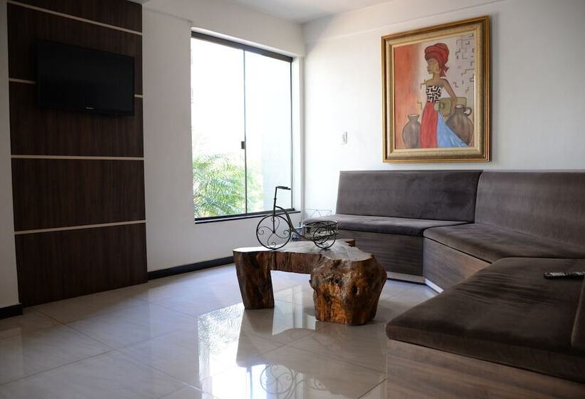 ホテル Holiday Foz