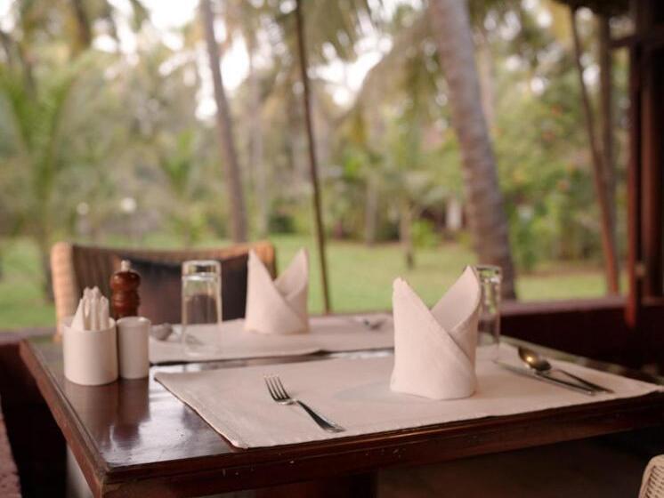 فندق Kanan Beach Resort