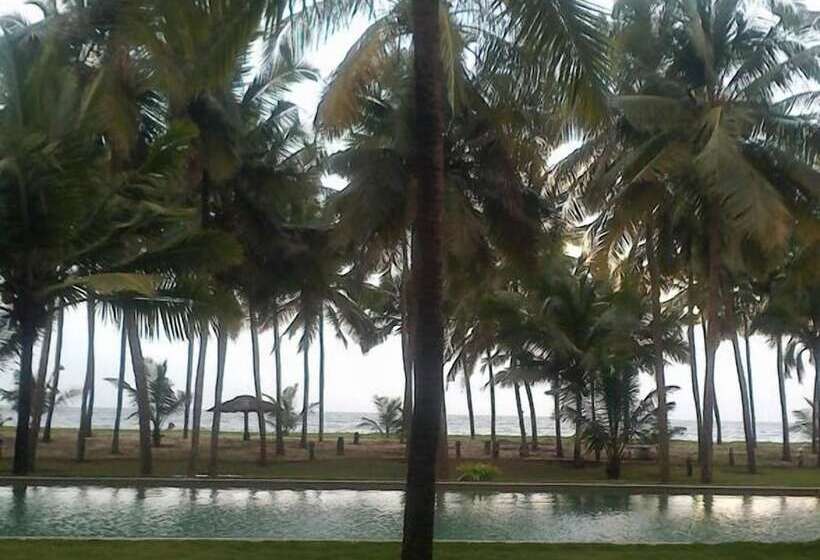 فندق Kanan Beach Resort