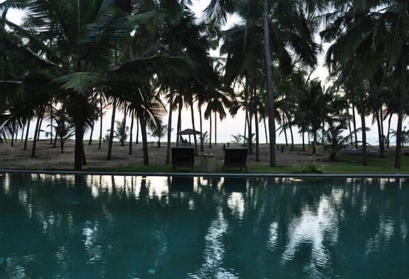 فندق Kanan Beach Resort