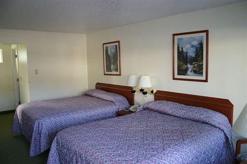 ホテル Northwoods Inn