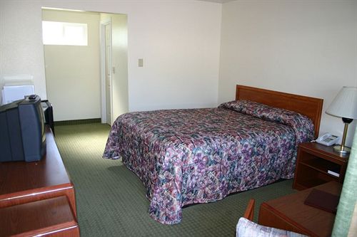 ホテル Northwoods Inn