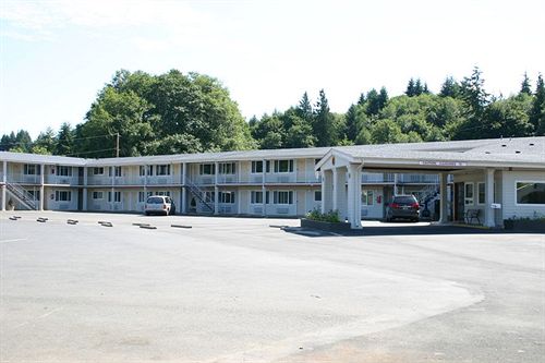 ホテル Northwoods Inn