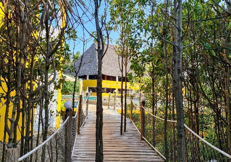 فندق Reef & Beach Resort