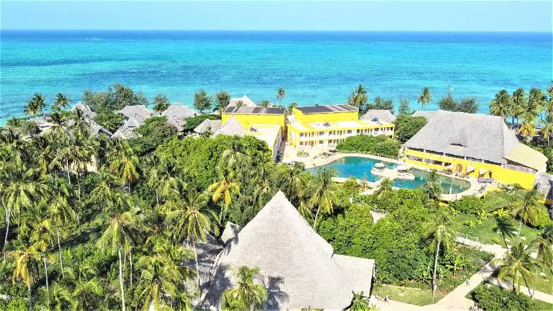 Hotel Reef & Beach Resort