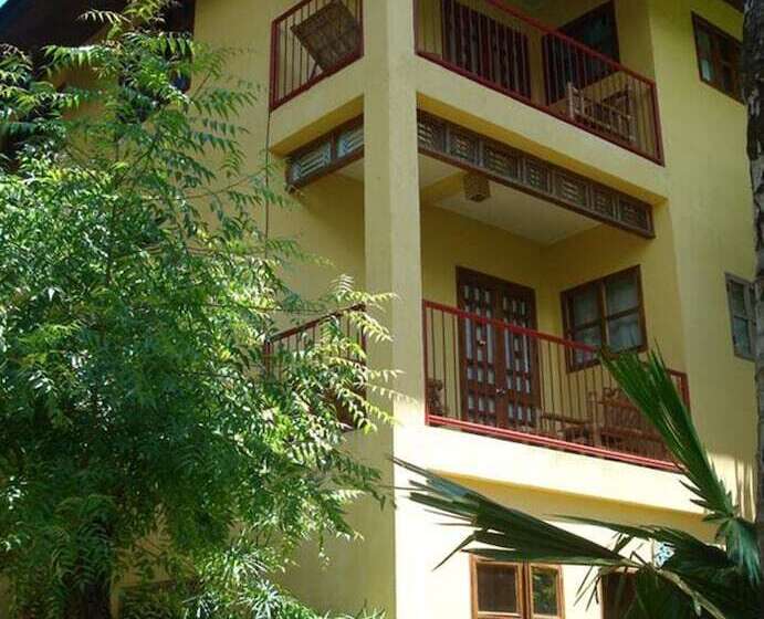 Hotel Sun Garden Hilltop Resort