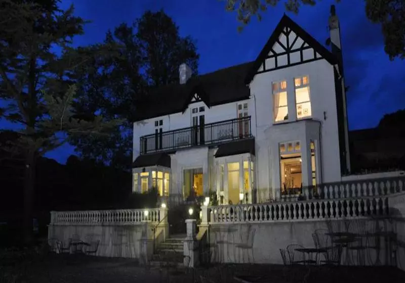 Hotel Rural Sychnant pass Country House