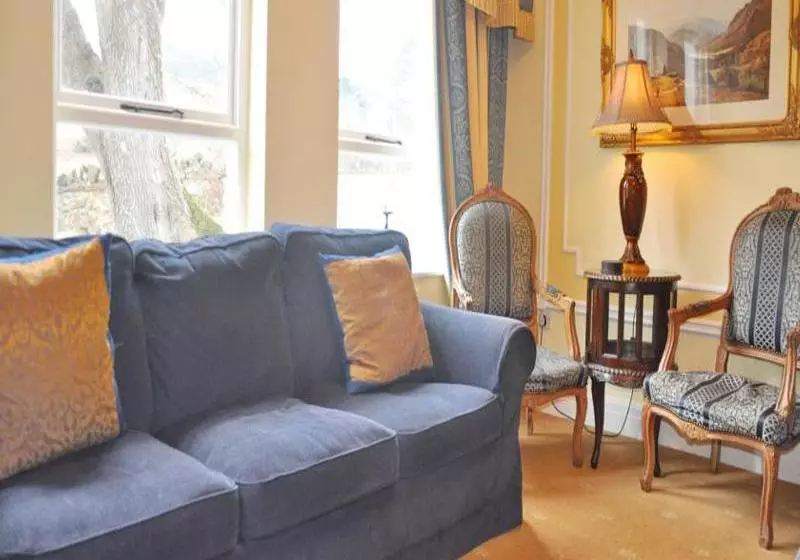 Hotel Rural Sychnant pass Country House