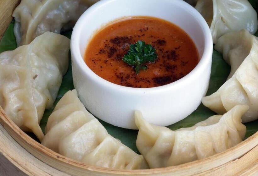 هتل The Pavilions Himalayas The Farm