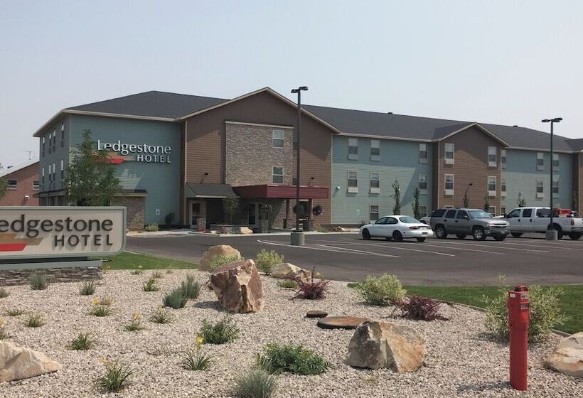 Ledgestone Hotel Vernal