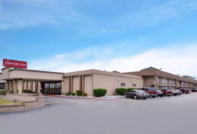 モーテル Airport Inn