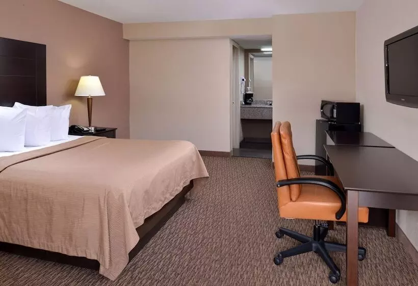 モーテル Airport Inn