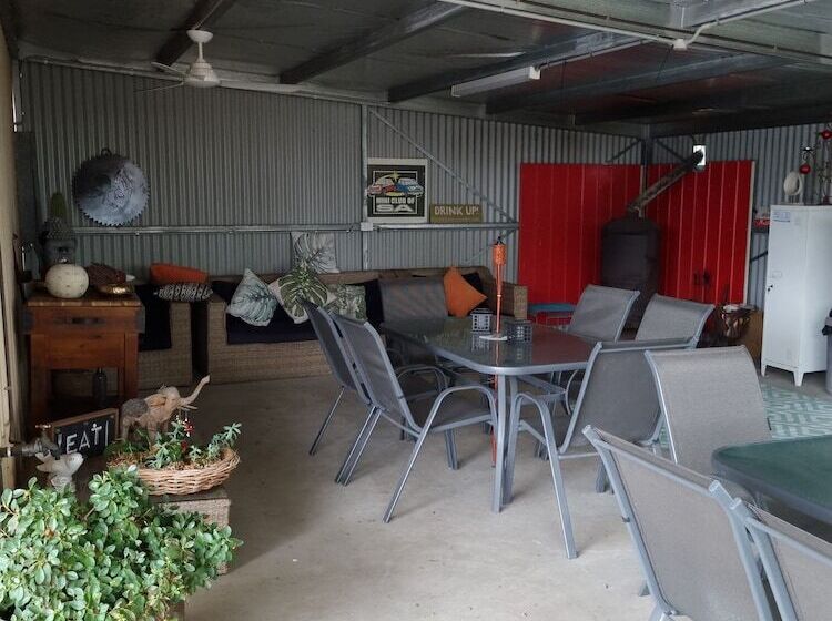 فندق على الطريق Bidgee Motor Inn