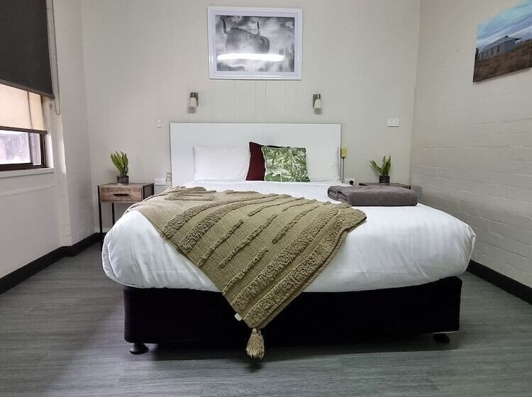 فندق على الطريق Bidgee Motor Inn