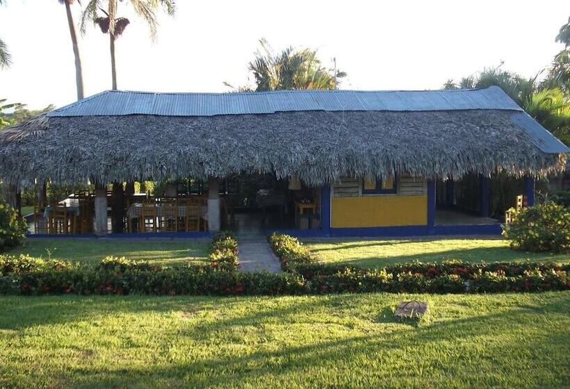 استراحتگاه Los Bohios Campo Anil