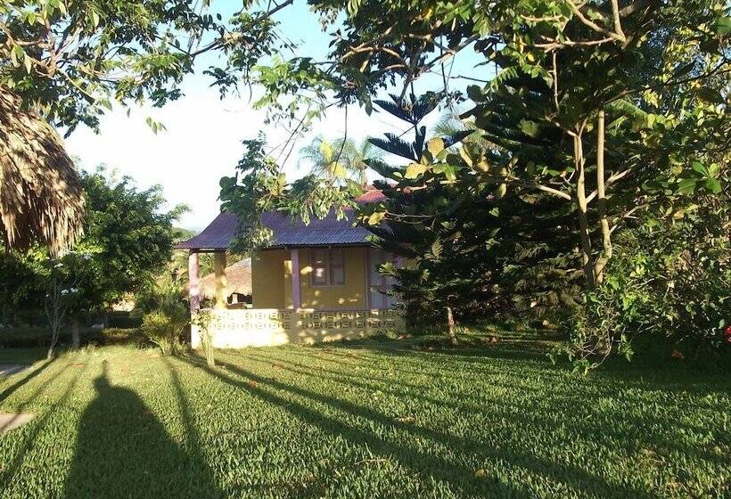 استراحتگاه Los Bohios Campo Anil