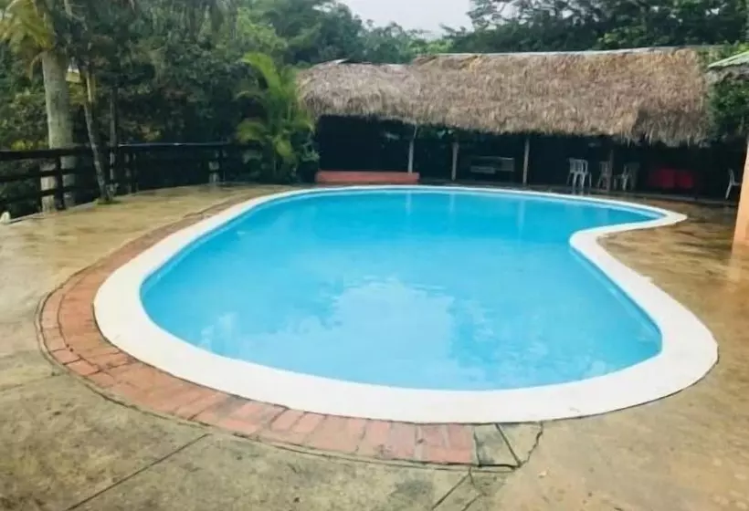 استراحتگاه Los Bohios Campo Anil