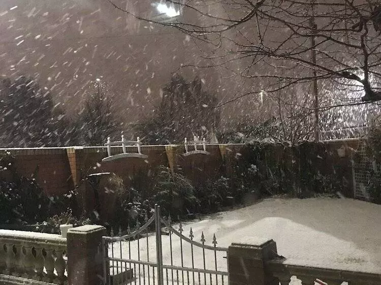 Aamiaismajoitus (B&B) The Old Rectory