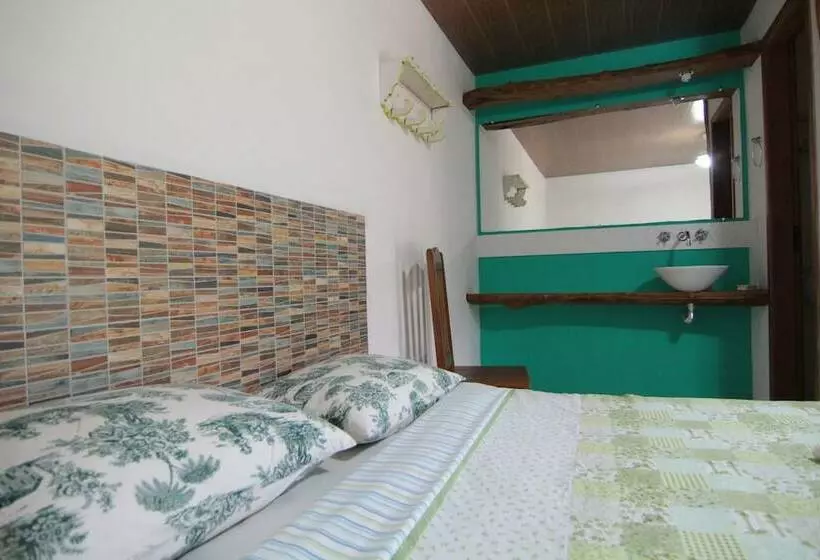 Hostal Pousada Vila Mathilde