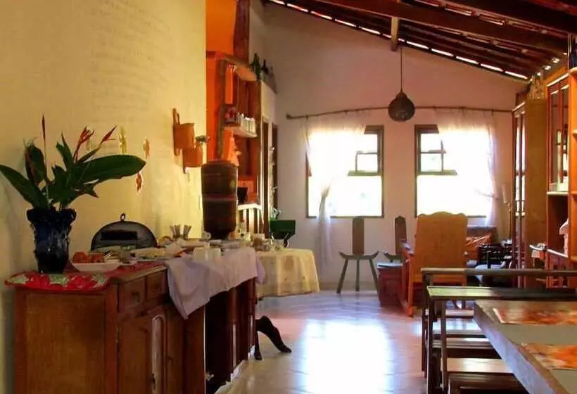 Hostal Pousada Vila Mathilde
