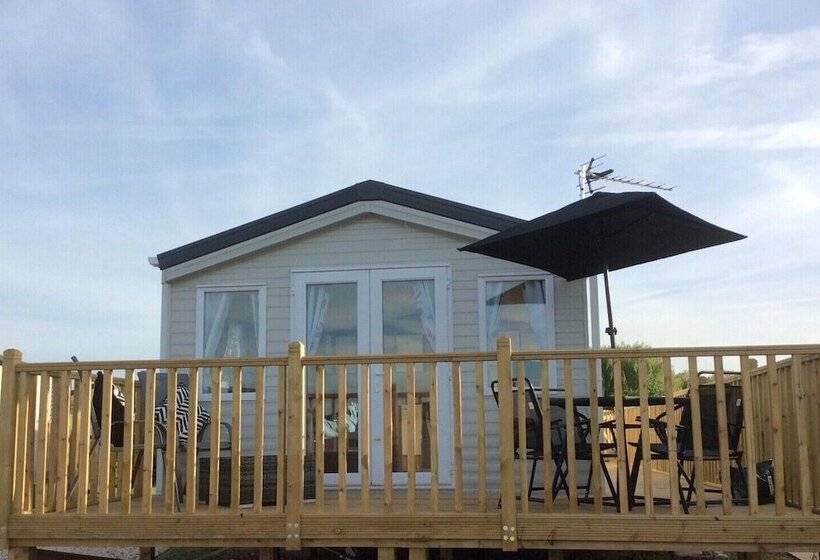 호텔 Lovely 4 Berth Caravan On 7 Lakes Country Park At Crowle North Lincolshire