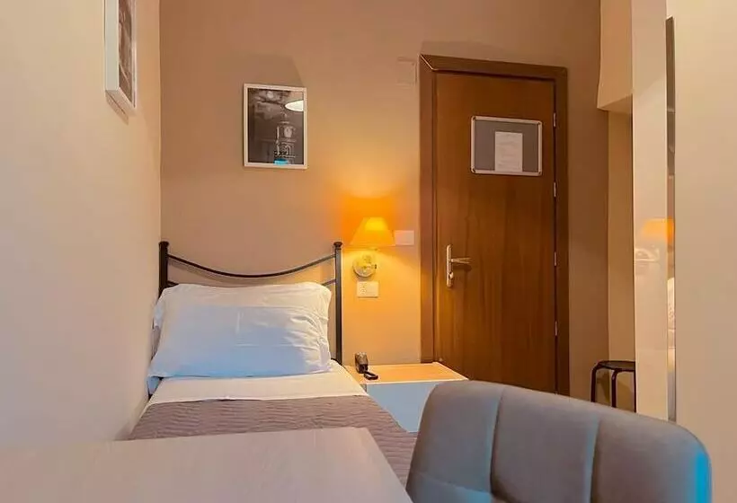 Hotelli Albergo Ristorante Belsito Fiuggi Nhost