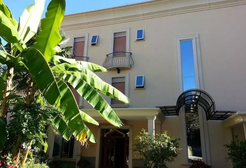 Hotelli Albergo Ristorante Belsito Fiuggi Nhost