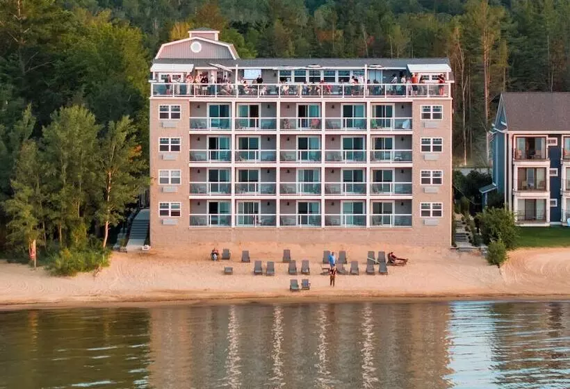 Hotelli Alexandra Inn