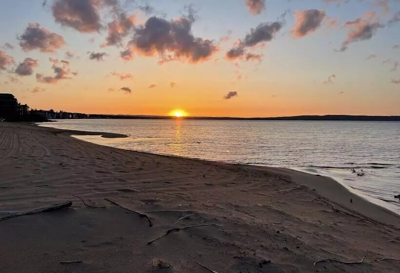 Hotelli Alexandra Inn