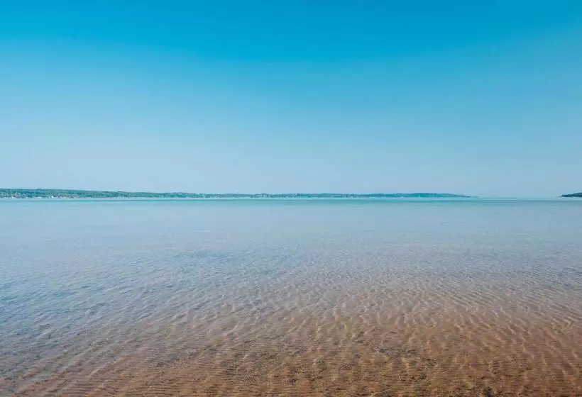 Hotelli Alexandra Inn