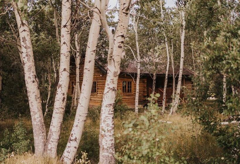 Отель Boulder Lake Lodge