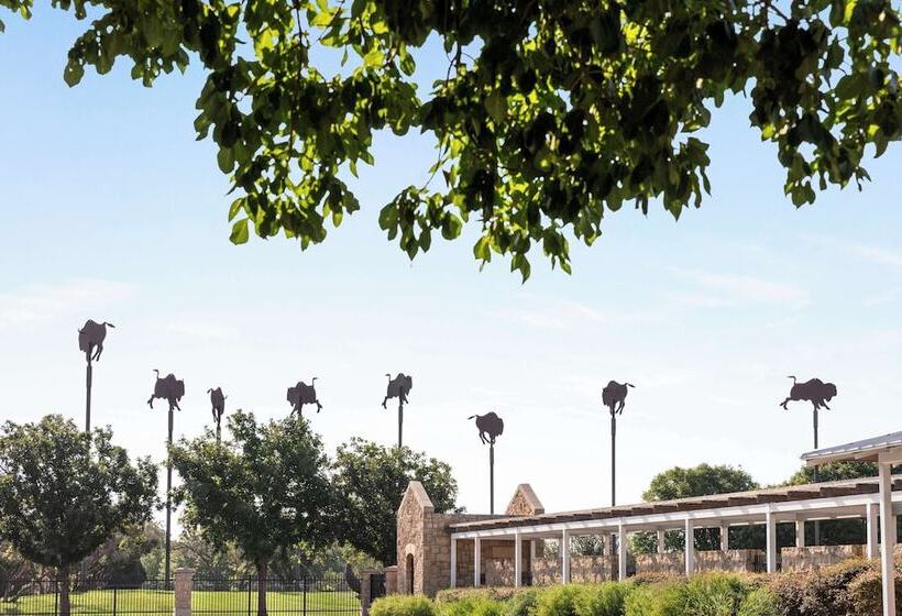 فندق Doubletree By Hilton Abilene Downtown Convention Center