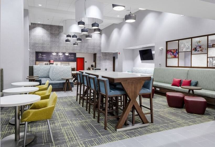 ホテル Hampton Inn & Suites Indianapolis West Speedway