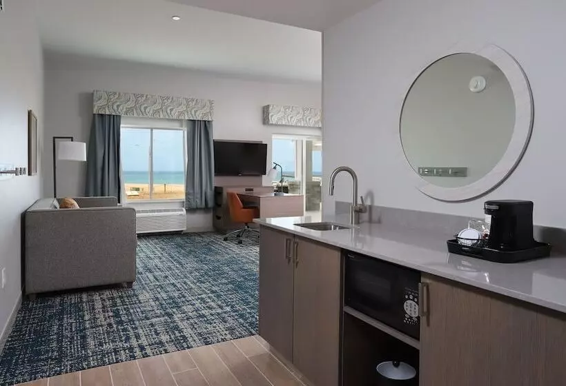 Hotelli Hampton Inn & Suites Manistee Waterfront