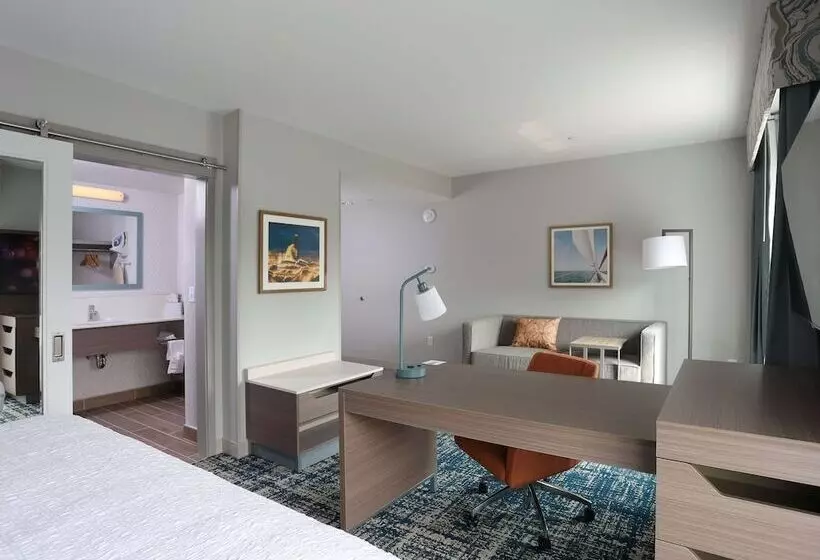 Hotelli Hampton Inn & Suites Manistee Waterfront