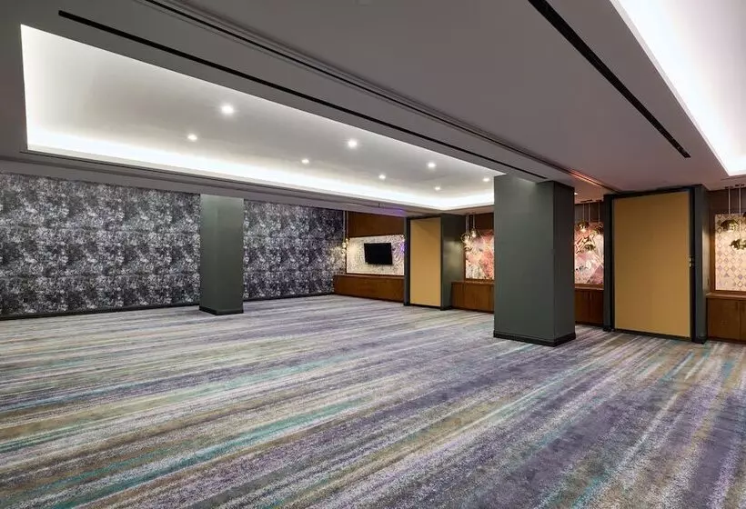 هتل Renaissance New York Harlem