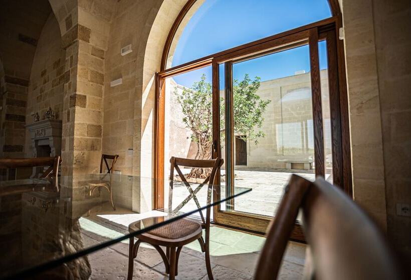 Hotel wiejski Masseria Torleanzi   Wine Relais