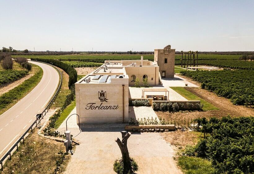 Hotel wiejski Masseria Torleanzi   Wine Relais