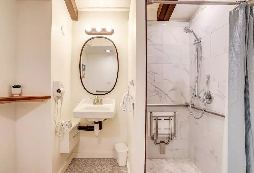 Hotelli Tahoe Mountain Inn