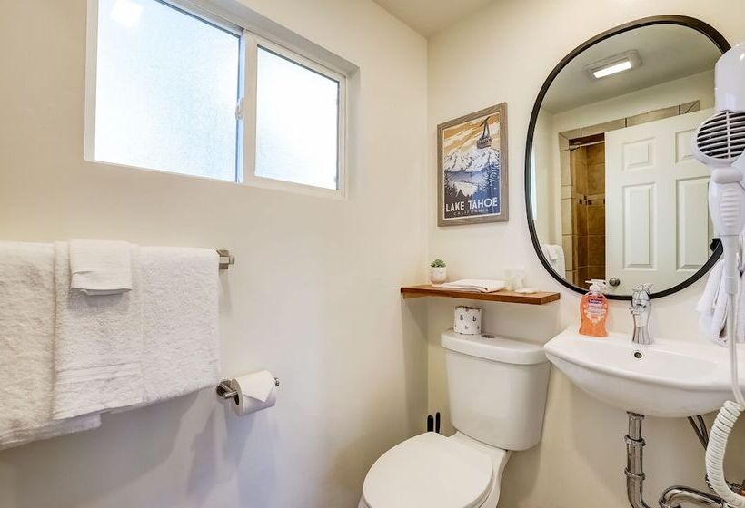 فندق Tahoe Mountain Inn