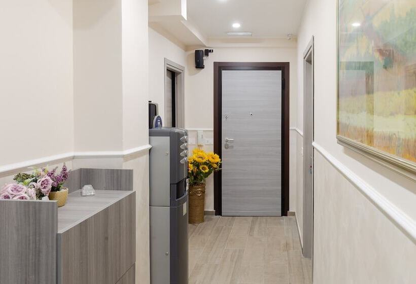 פנסיון Affittacamere Alessia