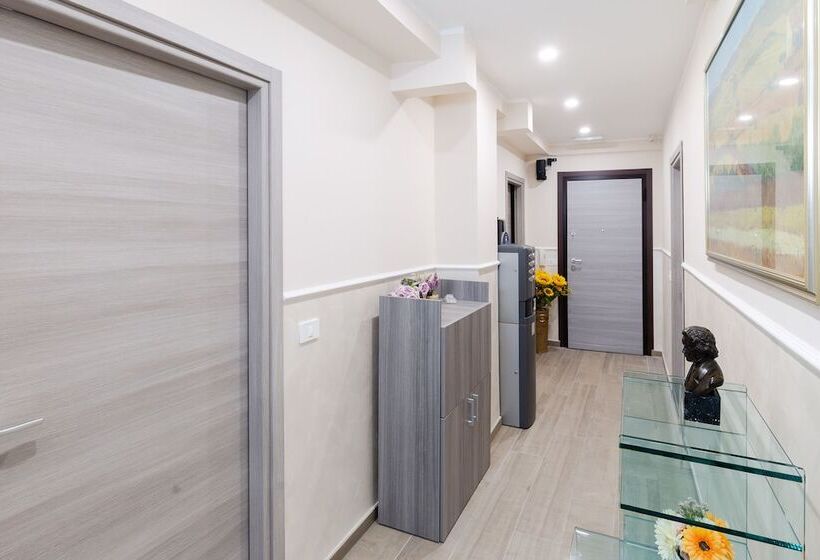 פנסיון Affittacamere Alessia